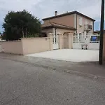 Апартаменты La Bastide Du Canal Avec Piscine Et Clim *