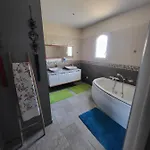 La Bastide Du Canal Avec Piscine Et Clim Каркассон