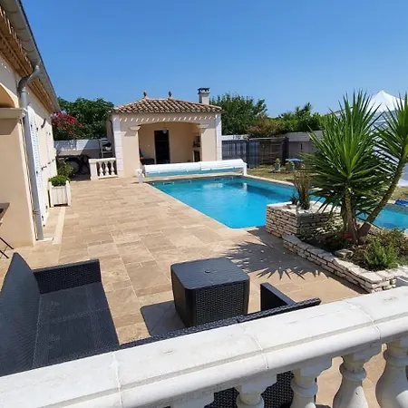 Апартаменты La Bastide Du Canal Avec Piscine Et Clim *