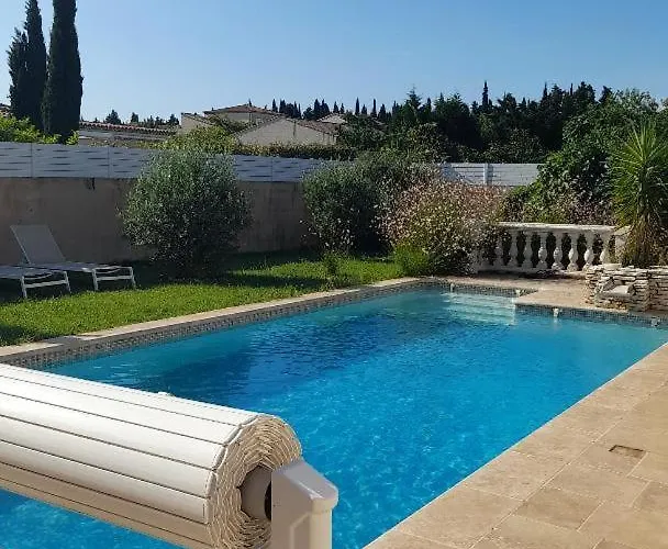 La Bastide Du Canal Avec Piscine Et Clim Apartamento *